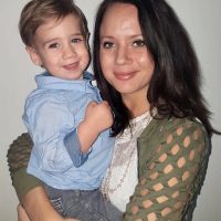Humorbloggaren Karin Wikström om att vara förälder till en bebis av sorten “extra allt”